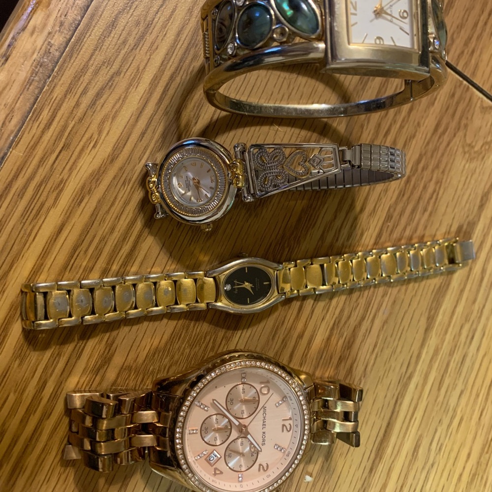 Gold and Silver Watch Collection need batteries
